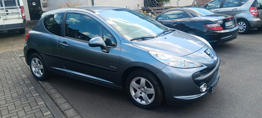 Peugeot 207 134.600 km 2.450 &euro; Herten 45699