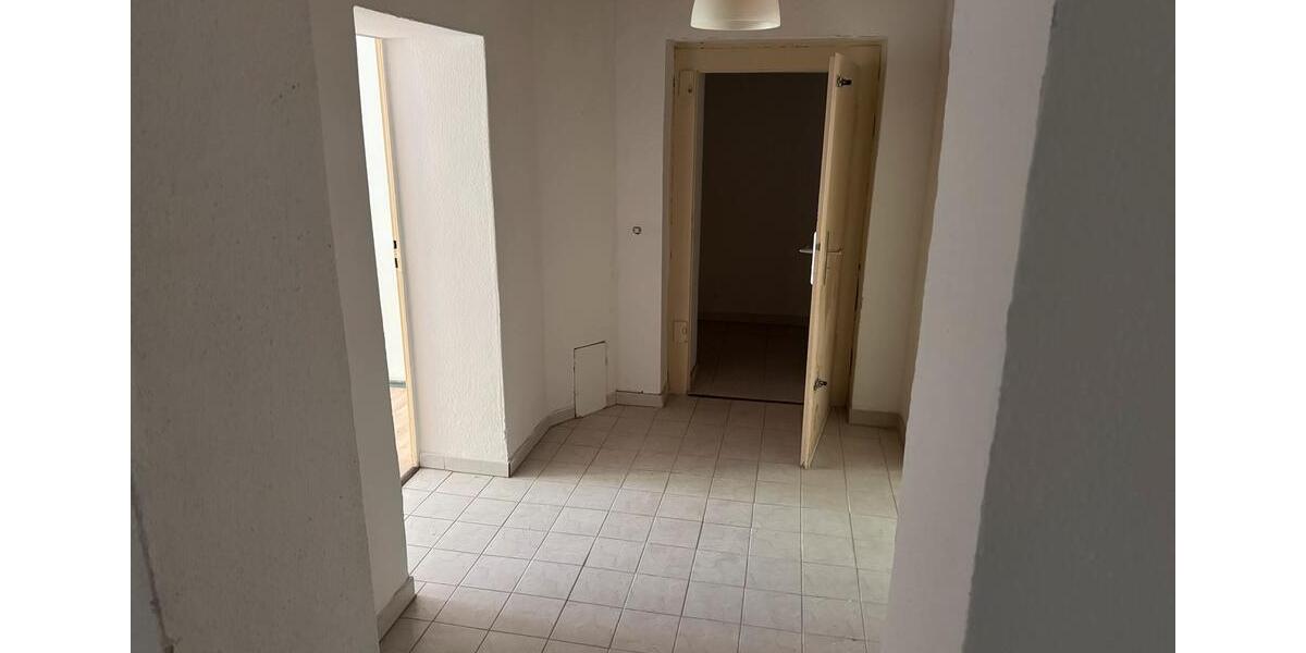 Erdgeschoßwohnung Dortmund - 5 Zimmer, 170 m&sup2;, 1.760&euro; | Angebot:24488118