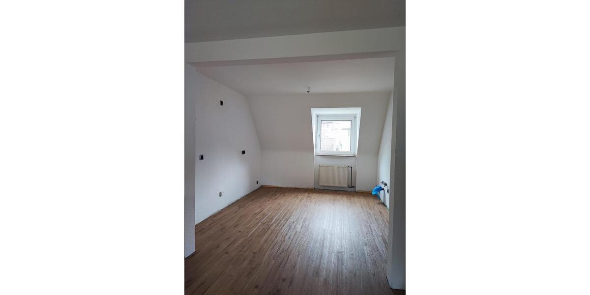 Etagenwohnung Recklinghausen Berghausen - 3.5 Zimmer, 120 m&sup2;, 850&euro; | Angebot:24805893