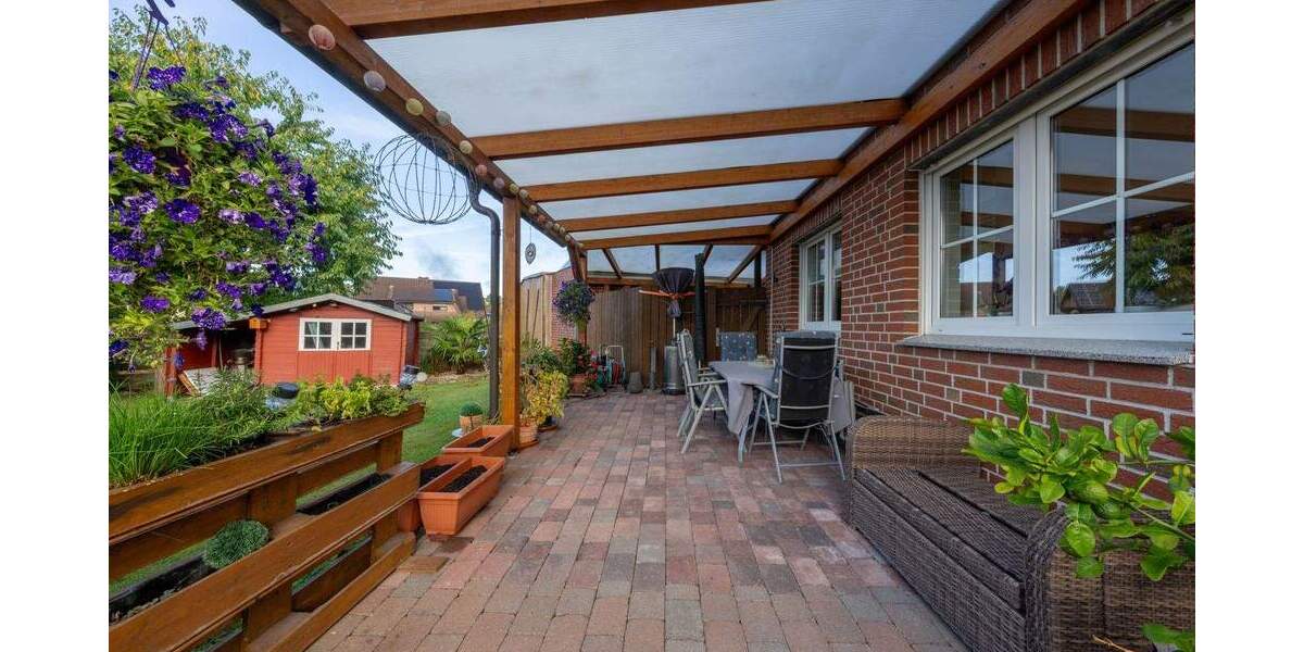 Charmante Doppelhaushälfte mit Dachstudio & Garten in begehrter und ruhiger Wohnlage von Selm 4 zimmer