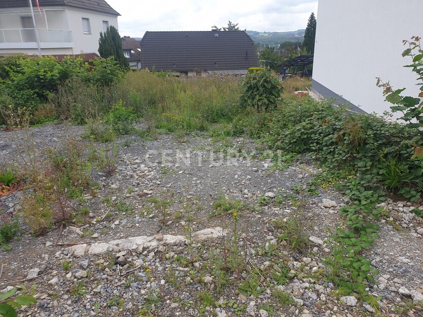 Grundstück in ruhiger Lage zimmer