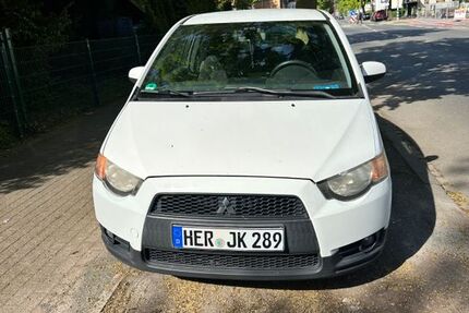 Mitsubishi Colt 179.000 km 2.550 &euro; Lünen 44532
