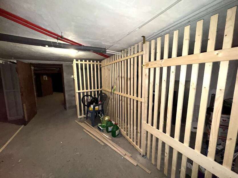 Schöne 2,5-Zimmer-Wohnung in frisch saniertem Mehrfamilienhaus in zentraler Lage in HammHerringen 2.5 zimmer