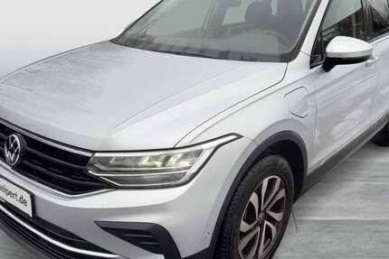 VW Tiguan 32.654 km 24.988 &euro; Bergkamen 59192