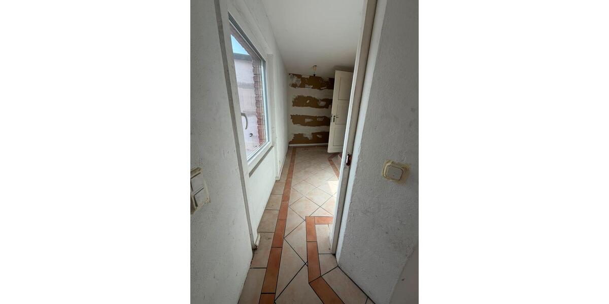 Mehrfamilienhaus, Wohnhaus Hagen Hohenlimburg - 120.000&euro; | Angebot:27284307