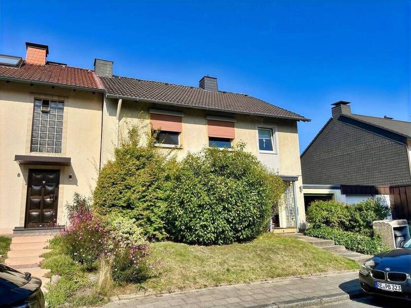 Juwel in Obercastrop +++ Doppelhaushälfte mit Garten +++ Garage