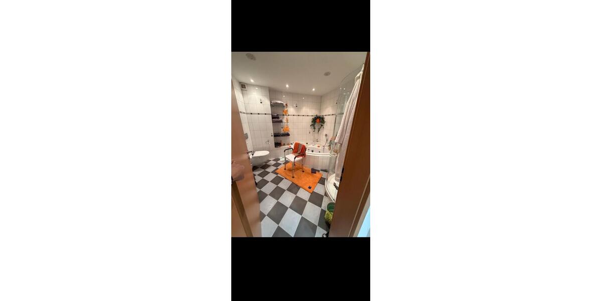 Etagenwohnung Bochum Bochum-Nord - 3.5 Zimmer, 82 m&sup2;, 225.000&euro; | Angebot:27525105