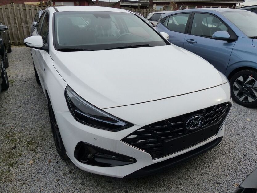 Hyundai i30 6.050 km 26.950 € Selm-Bork 59379