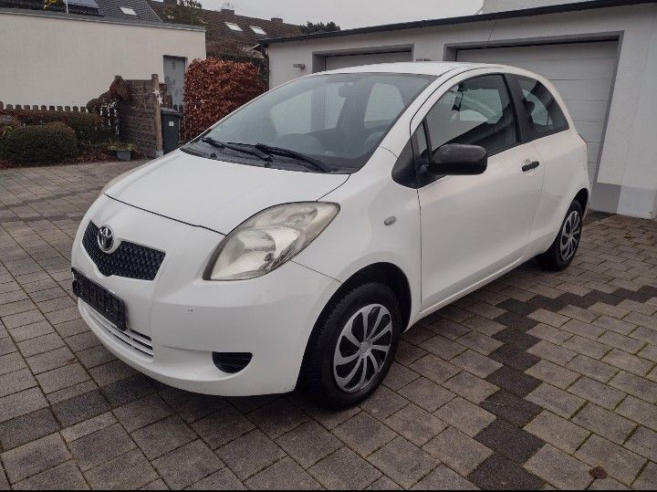 Toyota Yaris 171.000 km 2.750 &euro; unna 59425