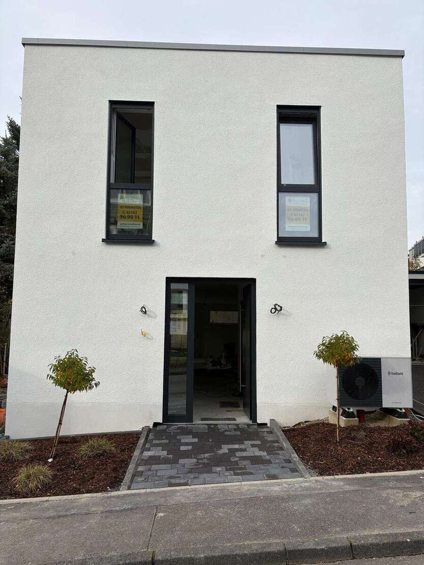 Haus zum Mieten in Wuppertal 2.700 € 150 m² 5 zimmer