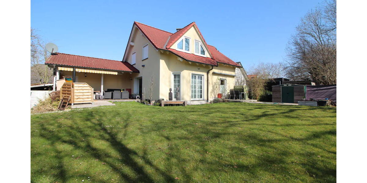 Familienleben genießen im großzügigen Einfamilienhaus mit Gartenfreiraum! 3 zimmer