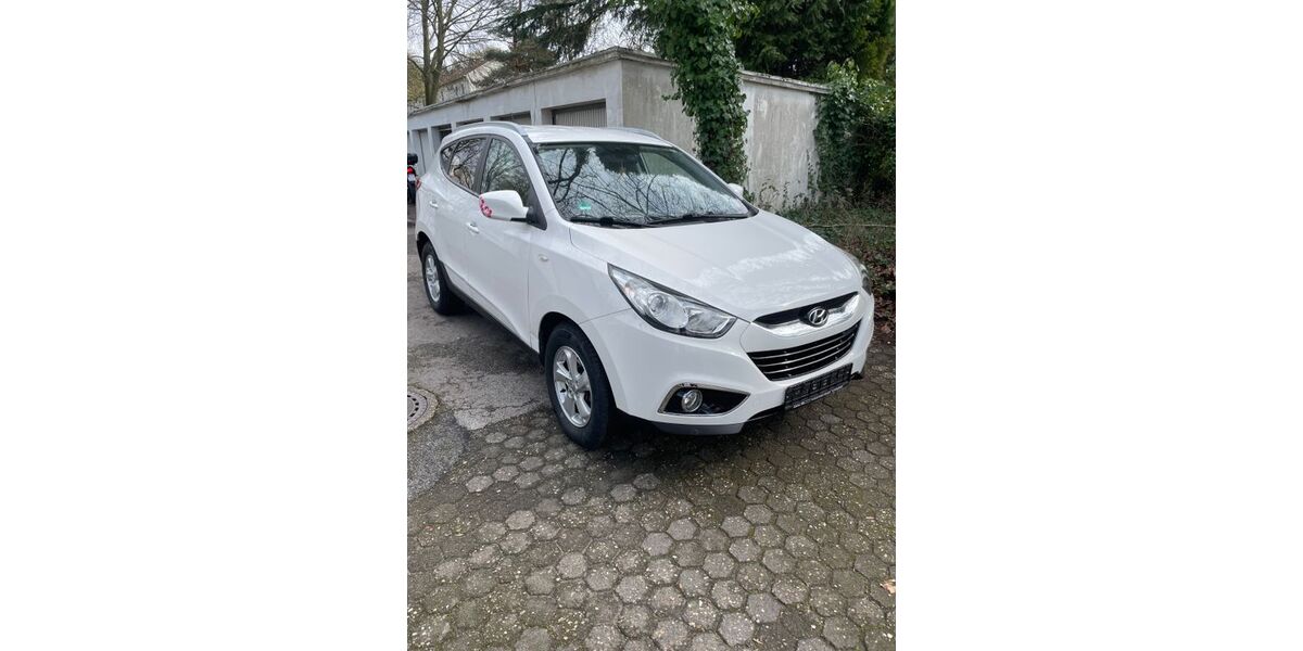 Hyundai ix35 119.000 km 6.850 &euro; Marl 45772