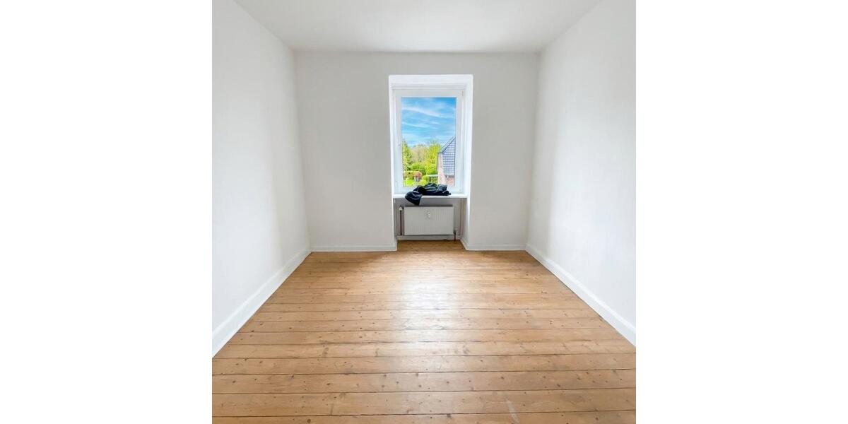 Dachgeschoßwohnung Dortmund Innenstadt Nord - 5 Zimmer, 122 m&sup2;, 300&euro; | Angebot:24508410