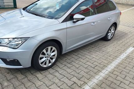 Seat Leon 128.000 km 10.800 &euro; Iserlohn 58636