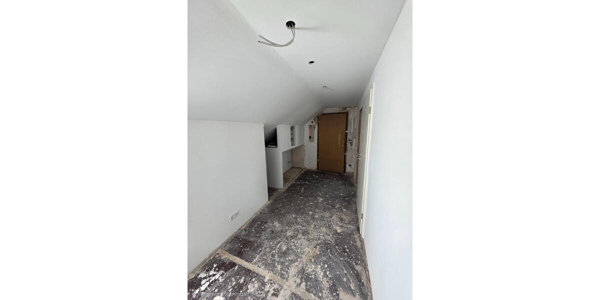 Dachgeschoßwohnung Dortmund Bövinghausen - 2 Zimmer, 64 m&sup2;, 110.000&euro; | Angebot:26875052