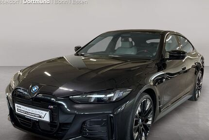 BMW i4 3.992 km 69.799 &euro; Dortmund 44263