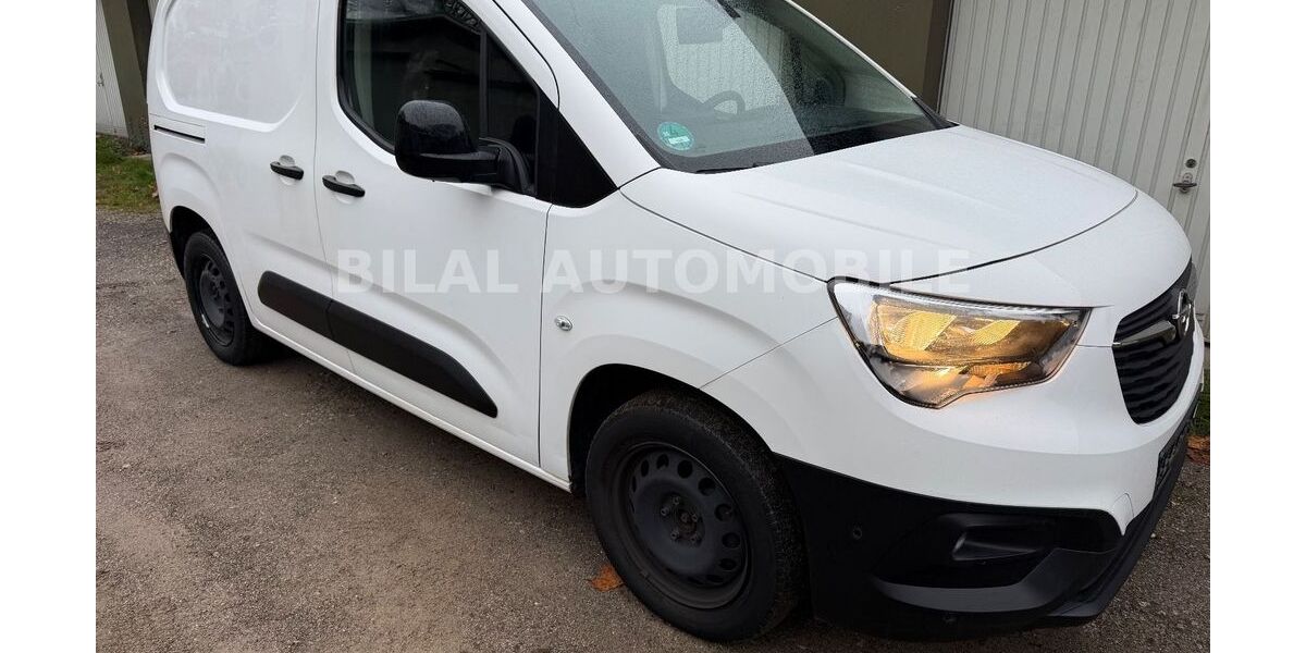 Opel Combo 81.388 km 9.900 &euro; Gelsenkirchen 45889