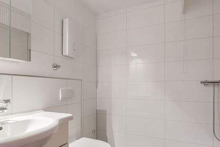 Provisionsfrei für Käufer: Erdgeschoss-Wohnung (Hochparterre) mit Balkon in Hamm-Herringen 3 zimmer