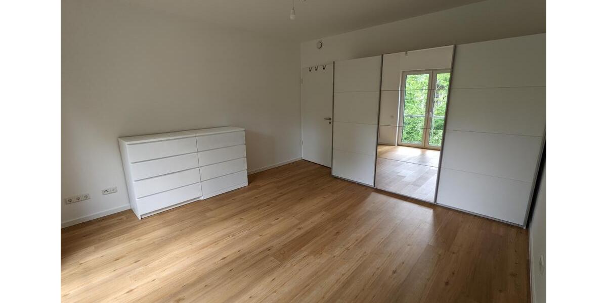 Etagenwohnung Bochum Wiemelhausen - 1 Zimmer, 90 m&sup2;, 997&euro; | Angebot:24830782