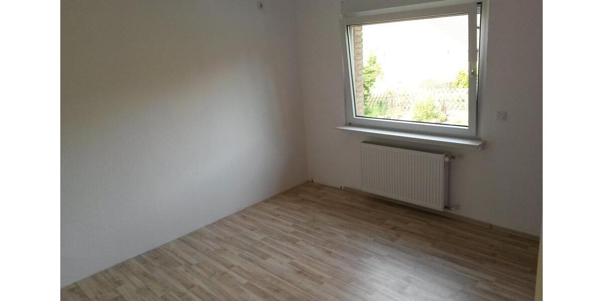 Reihenhaus Kamen - 4 Zimmer, 100 m&sup2;, 270.000&euro; | Angebot:27194369