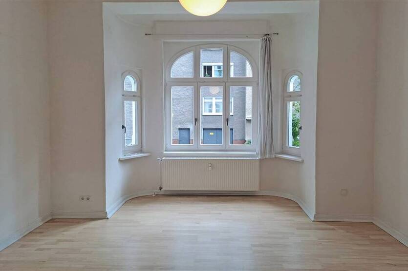 Rüttenscheider Herzblatt! Atmosphärische 3½-R.-Altbau-Wohnung im Erdgeschoss mit Terrasse