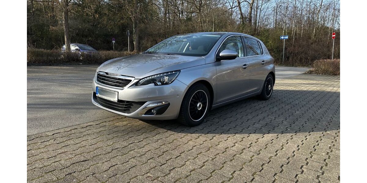 Peugeot 308 115.000 km 8.800 &euro; Iserlohn 58638