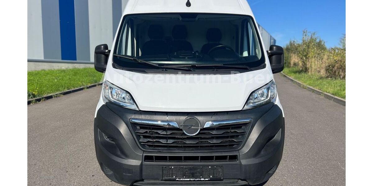 Opel Movano 96.000 km 14.990 € Gelsenkirchen 45881