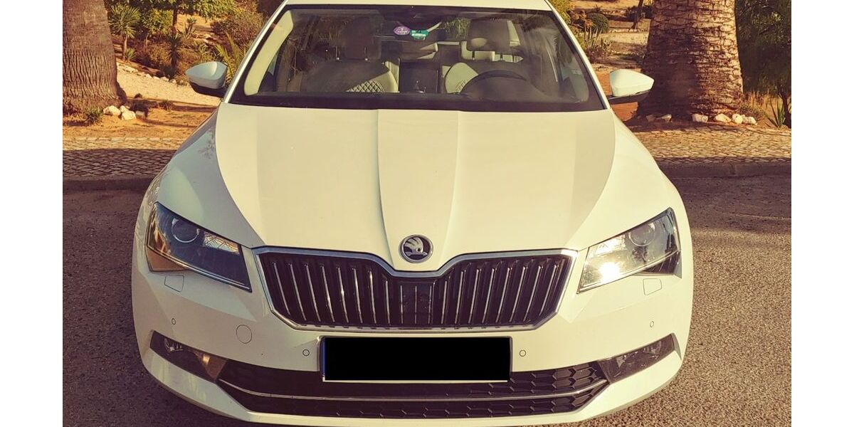 Skoda Superb 164.000 km 14.950 &euro; Iserlohn 58636