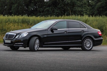 Mercedes E 200