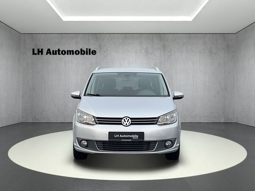 VW Touran 93.096 km 12.490 € Lüdinghausen 59348