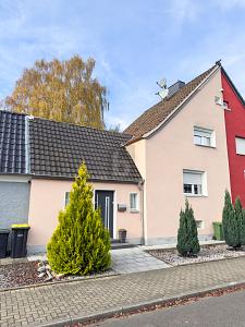 RAUM FÜR FAMILIE, RUHE UND ZUKUNFT - Reihenmittelhaus Kamen | Angebot:27187663