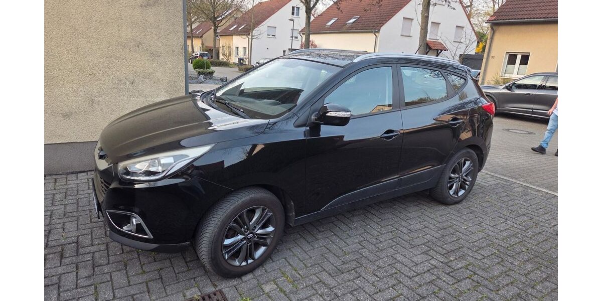 Hyundai ix35 88.500 km 9.390 &euro; Herten 45701