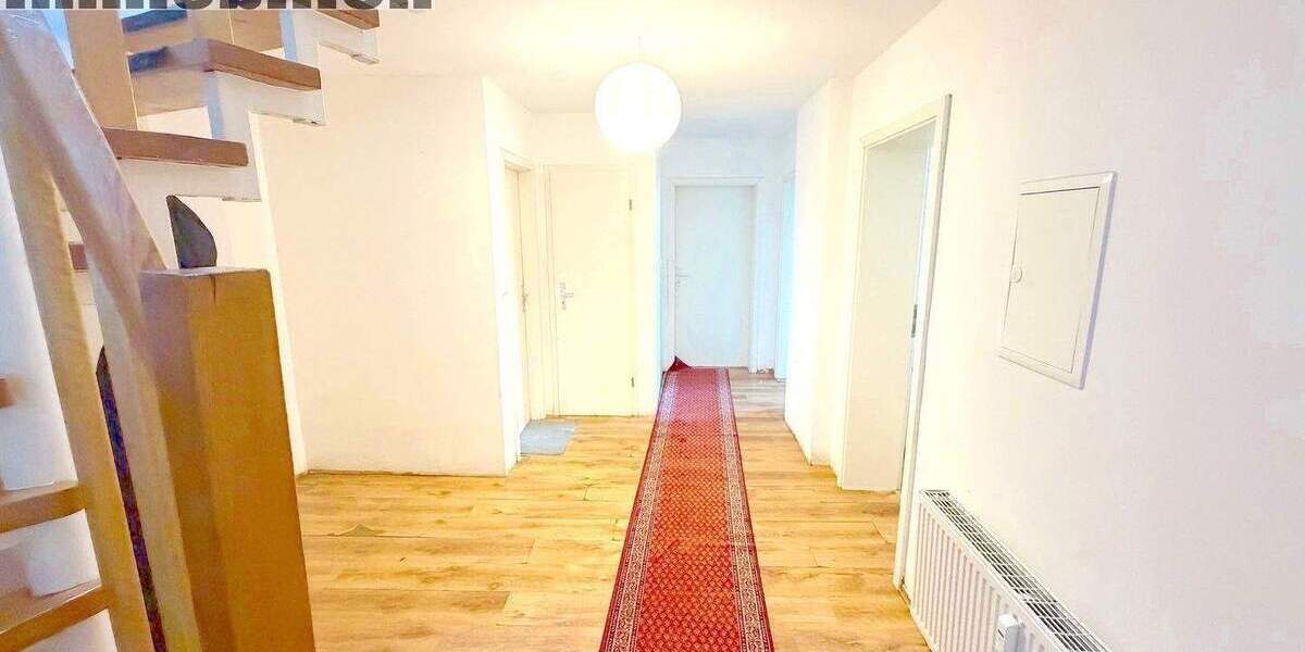 Etagenwohnung Dortmund Mitte - 4 Zimmer, 121 m&sup2;, 145.000&euro; | Angebot:25821339