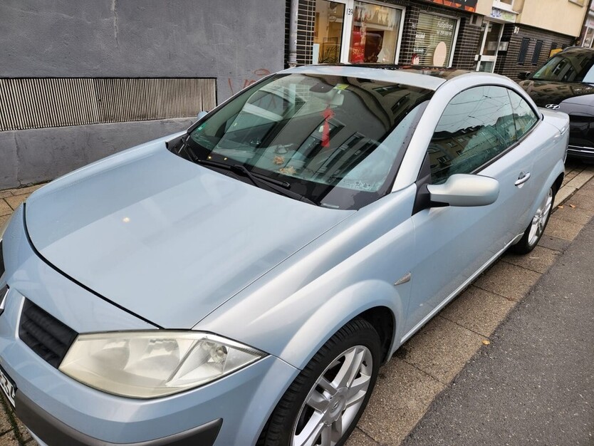 Renault Megane II Coupé-Cabriolet 196.000 km 2.200 € Essen 45121