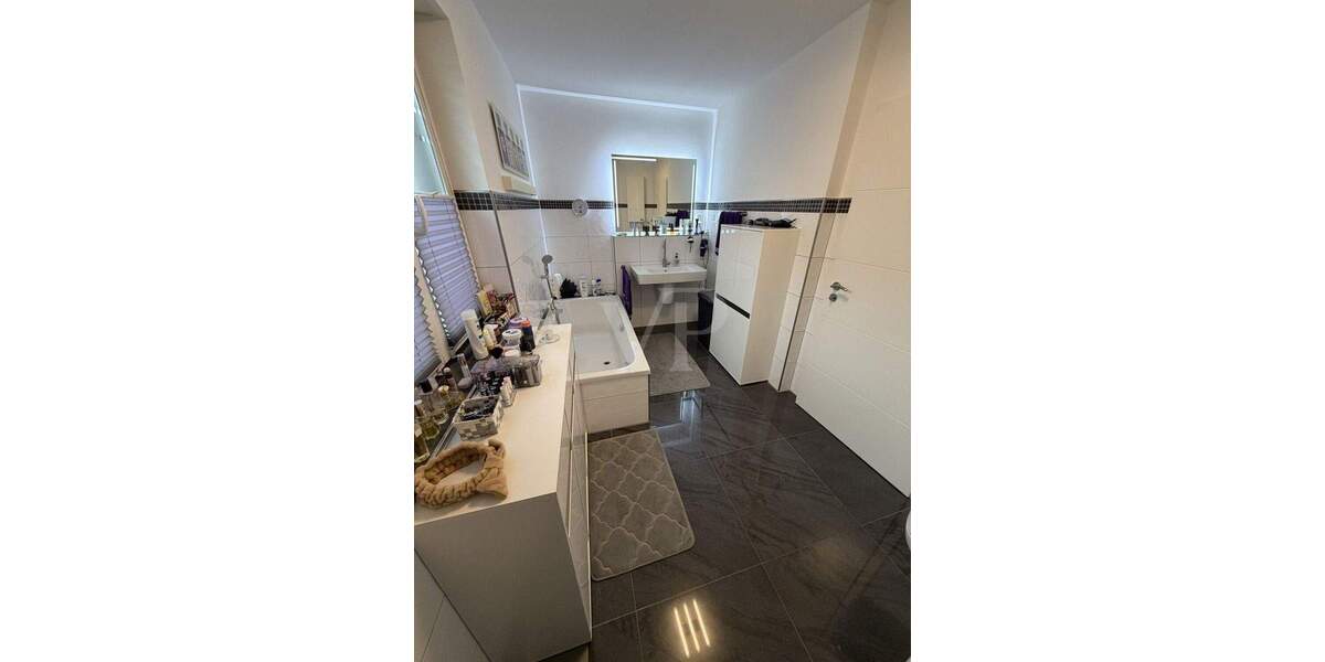 Etagenwohnung Bönen - 3 Zimmer, 89 m&sup2;, 319.000&euro; | Angebot:24042432