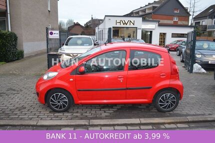 Peugeot 107 120.000 km 2.490 € Recklinghausen 45661