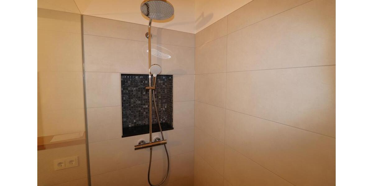 Maisonettenwohnung Hagen Dahl - 4 Zimmer, 210 m&sup2;, 1.600&euro; | Angebot:25904863