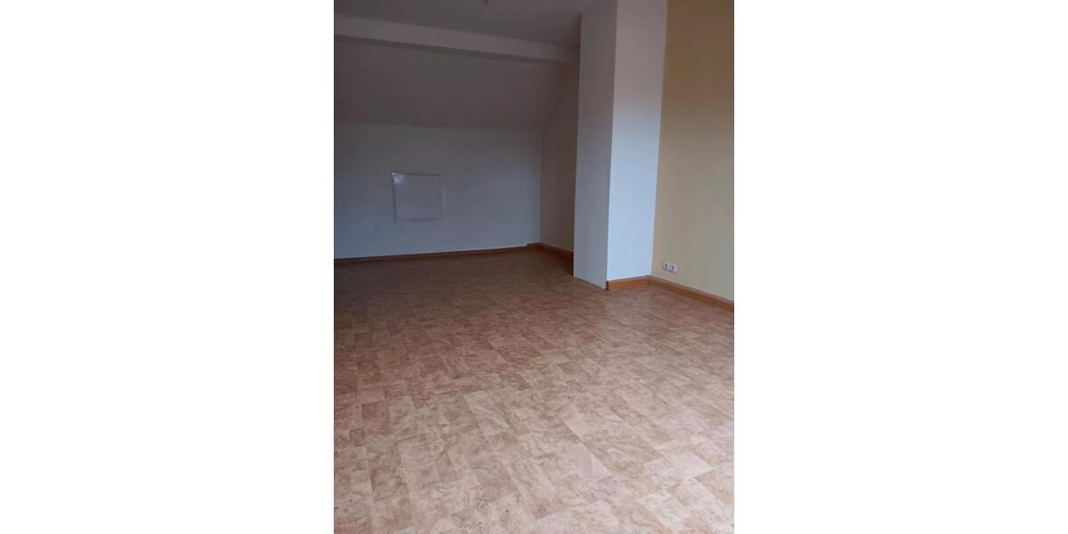 Dachgeschoßwohnung Bochum Günnigfeld - 2 Zimmer, 56 m&sup2;, 700&euro; | Angebot:25050186