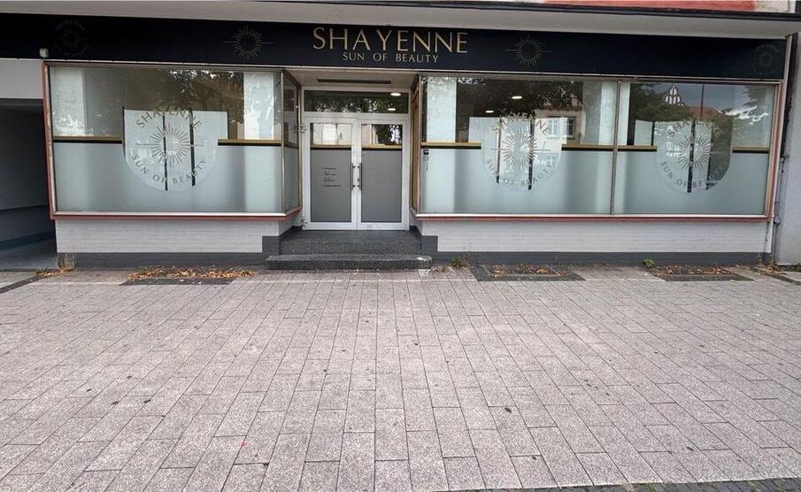 Frisch renoviertes Ladenlokal Büro Praxis 380 m² Gesamtfläche