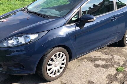 Ford Fiesta 53.300 km 4.900 &euro; Kamen 59174