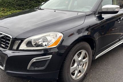 Volvo XC60 150.000 km 13.990 &euro; Schwerte 58239