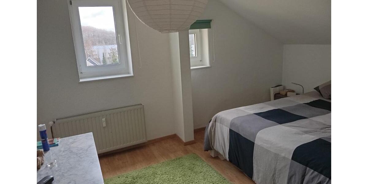 Dachgeschoßwohnung Ennepetal - 3 Zimmer, 83 m&sup2;, 700&euro; | Angebot:26196218