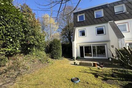 Familienfreundliches Reiheneckhaus im Bochumer Süden