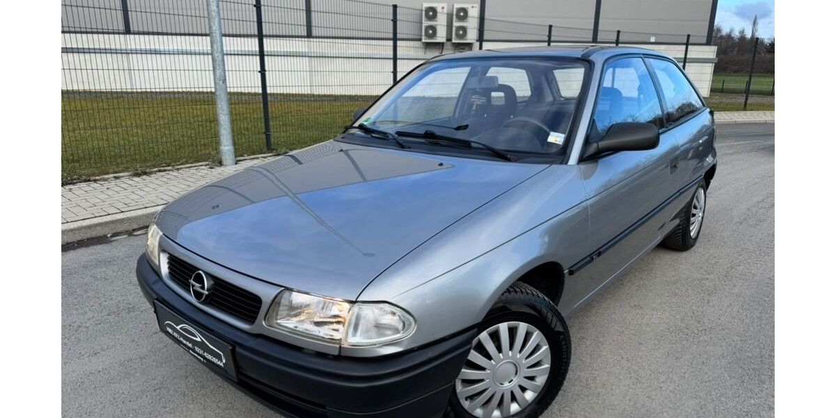 Opel Astra 91.000 km 1.699 &euro; Lünen 44536