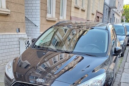 Ford Focus Kombi 197.249 km 3.599 € Dortmund 44135