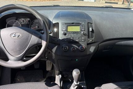 Hyundai i30 187.000 km 2.500 &euro; Bochum 44866