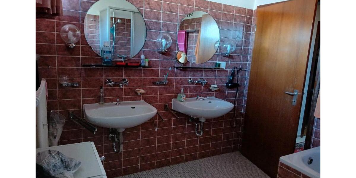 Einfamilienhaus Dortmund Scharnhorst - 8 Zimmer, 166 m&sup2;, 475.000&euro; | Angebot:24781847