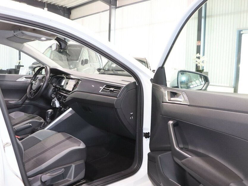 Polo 1.6 TDI DSG HIGHLINE / NAVI-DM+KAMERA+APPLE