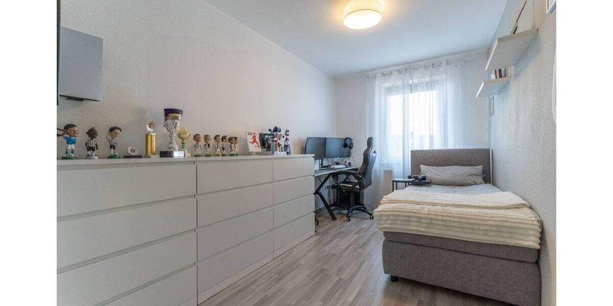 Etagenwohnung Hagen Mittelstadt - 4 Zimmer, 110 m&sup2;, 209.800&euro; | Angebot:24028339