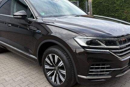 VW Touareg 167.200 km 31.990 &euro; Oer-Erkenschwick 45739